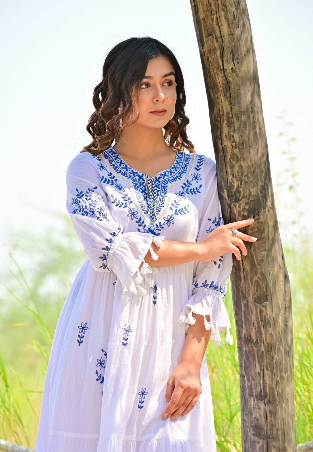 WHITE EMBROIDERY COTTON MIDI DRESS